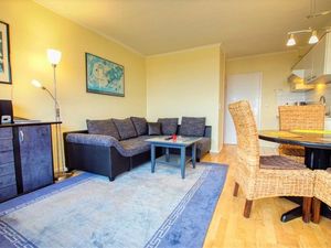 23909307-Ferienwohnung-4-Großenbrode-300x225-3