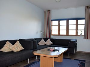 23351740-Ferienwohnung-4-Großenbrode-300x225-4