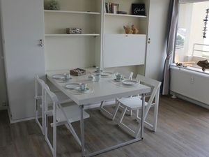 23282803-Ferienwohnung-3-Großenbrode-300x225-4