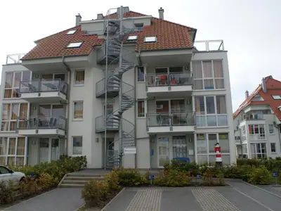 Außenansicht des Gebäudes. Außenansicht