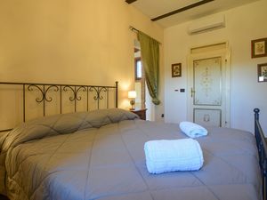 23969063-Ferienwohnung-4-Grosseto-300x225-3