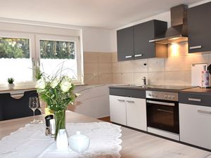 22247401-Ferienwohnung-6-Großheubach-300x225-1