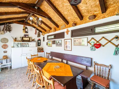 DiningRoom