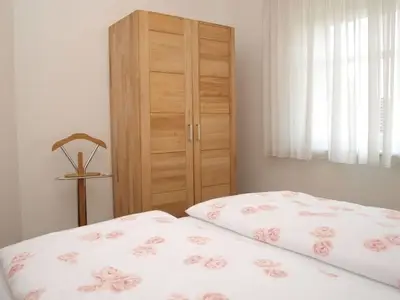 Ferienwohnung für 2 Personen (75 m²) in Grünendeich 5/10