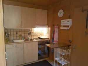 23837446-Ferienwohnung-2-Gstaad-300x225-3