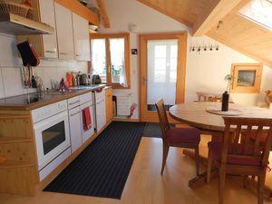 23838003-Ferienwohnung-4-Gstaad-300x225-3