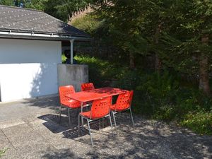 18371716-Ferienwohnung-4-Gstaad-300x225-1