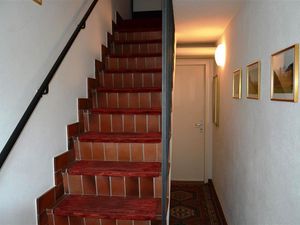 18371891-Ferienwohnung-6-Gstaad-300x225-1