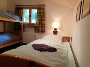 23842929-Ferienwohnung-6-Gstaad-300x225-3