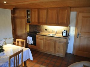 23838095-Ferienwohnung-4-Gstaad-300x225-3