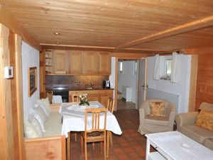 23838095-Ferienwohnung-4-Gstaad-300x225-5