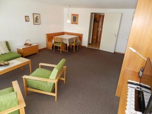 23841313-Ferienwohnung-2-Gstaad-300x225-5