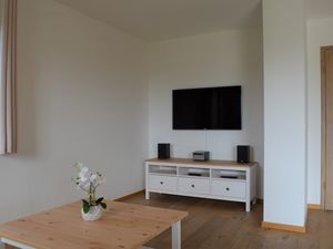 23279787-Ferienwohnung-4-Gstadt am Chiemsee-300x225-4