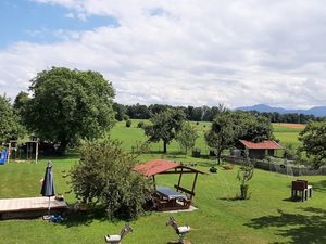 22886241-Ferienwohnung-4-Gstadt am Chiemsee-300x225-1