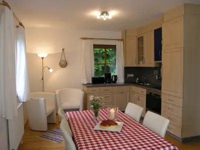 Ferienwohnung für 4 Personen (55 m²) in Gstadt am Chiemsee 2/8