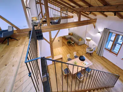 Galerie mit Blick auf Wohnbereich