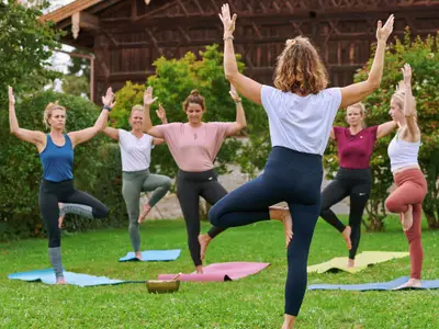 Yoga im Garten