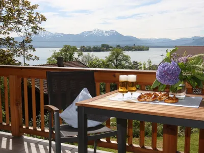 Ferienwohnung für 5 Personen (130 m²) in Gstadt am Chiemsee 1/10