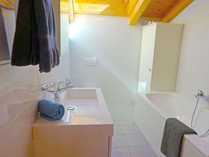 23841310-Ferienwohnung-6-Gsteig bei Gstaad-300x225-3