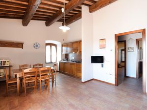 24003563-Ferienwohnung-6-Gubbio-300x225-3