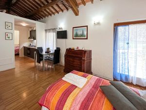 24003566-Ferienwohnung-3-Gubbio-300x225-3