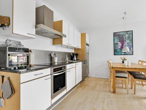 24039403-Ferienwohnung-6-Gudhjem-300x225-2