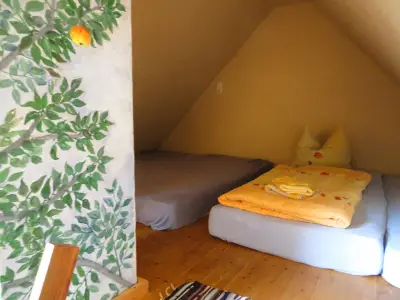 Aufbettung_im_Spitzboden_App_4-8_Personen