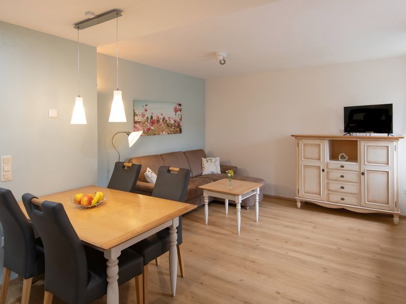 23704547-Ferienwohnung-4-Gunzenhausen-800x600-2