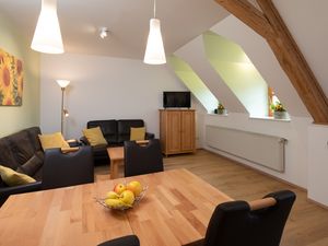 23704541-Ferienwohnung-4-Gunzenhausen-300x225-5