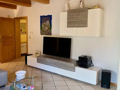 Wohnzimmer mit TV