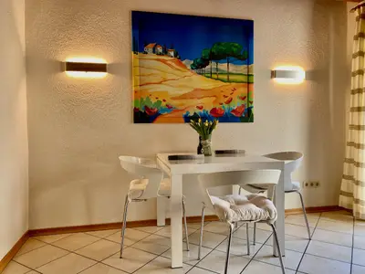 Wohnzimmer mit Eßtisch