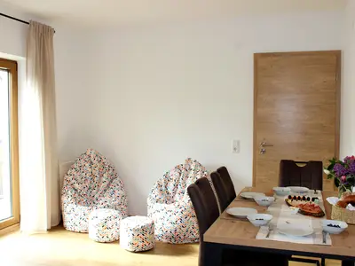 FeWo, Wohn- und Esszimmer