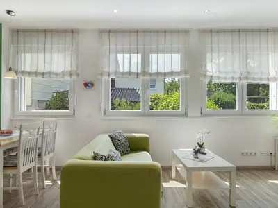 Photo, INSIDE, OUTSIDE