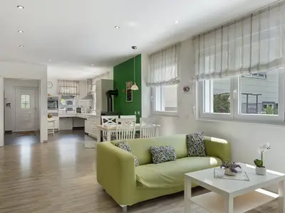 Photo, INSIDE, OUTSIDE