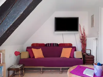 Photo, INSIDE, OUTSIDE