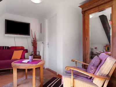 Photo, INSIDE, OUTSIDE