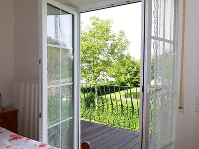 Schlafzimmer Wohnung 2 ( 4 Bett )