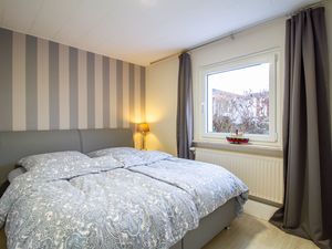 23981553-Ferienwohnung-2-Haffkrug-300x225-2