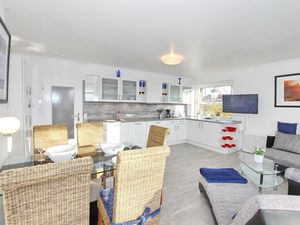 23970966-Ferienwohnung-4-Haffkrug-300x225-5