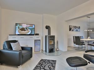 23970995-Ferienwohnung-8-Haffkrug-300x225-2