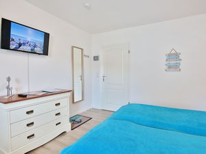 23970706-Ferienwohnung-2-Haffkrug-300x225-3