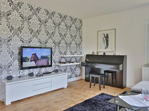 23970907-Ferienwohnung-4-Haffkrug-300x225-4