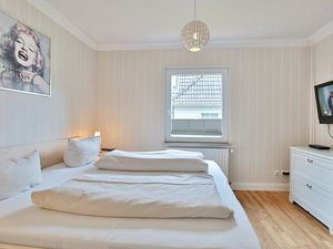 23970907-Ferienwohnung-4-Haffkrug-300x225-5