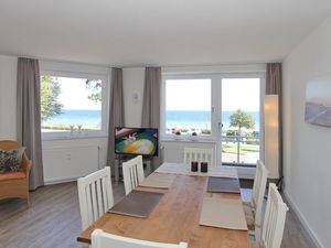 23970950-Ferienwohnung-4-Haffkrug-300x225-3