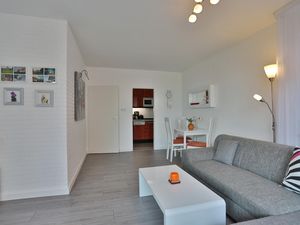 23970992-Ferienwohnung-2-Haffkrug-300x225-2