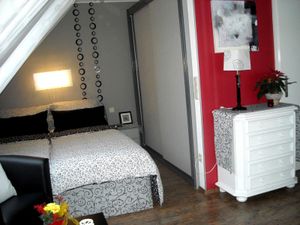 23473847-Ferienwohnung-2-Hage-300x225-5