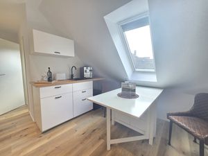 24038694-Ferienwohnung-2-Hage-300x225-3