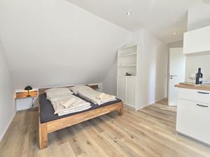 24038694-Ferienwohnung-2-Hage-300x225-5