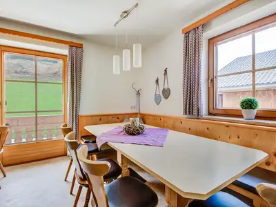 DiningRoom
