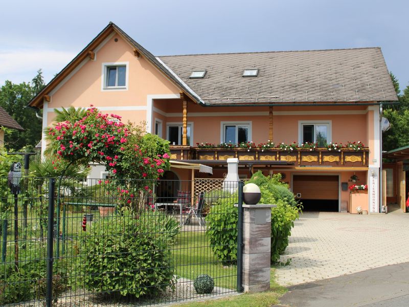 Ferienwohnung und Gästezimmer Familie Gaspar